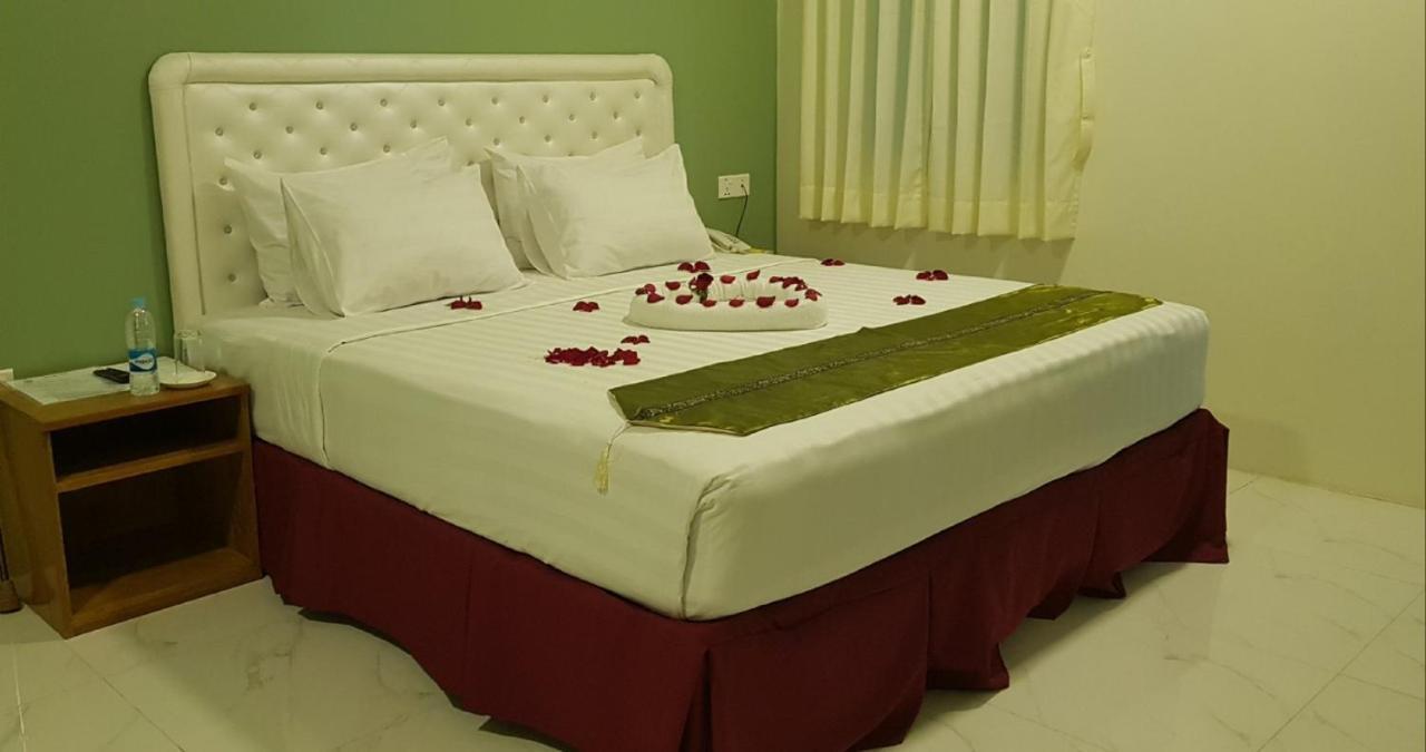 Supreme Hotel Yangon Eksteriør bilde