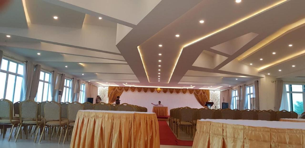 Supreme Hotel Yangon Eksteriør bilde